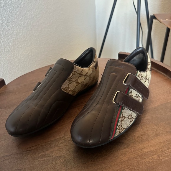 Gucci GG Coated Canvas Leather Front Ribbon Trim
Sneaker - Picture 2 of 11